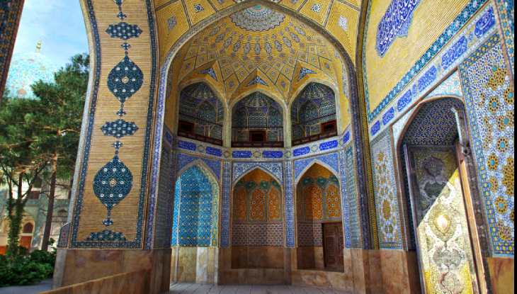 نمایی از مدرسه چهارباغ اصفهان