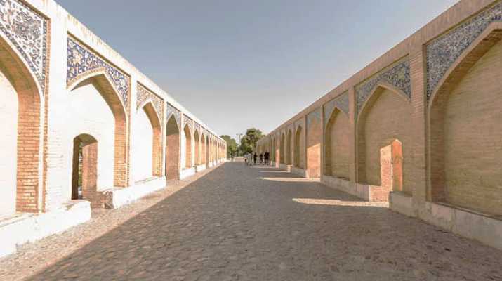 نمایی از پل خواجو اصفهان 