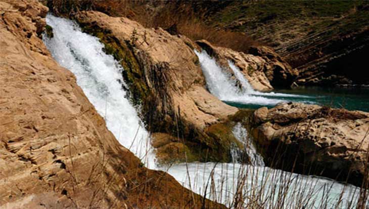 آبشار آبتاف خرم آباد 
