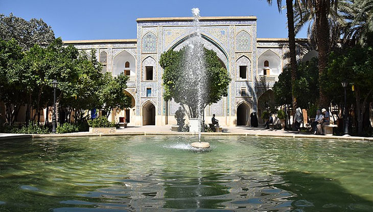 مدرسه خان شیراز