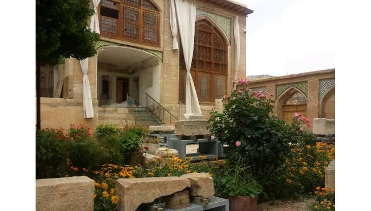 باغ موزه هفت تنان شیراز 